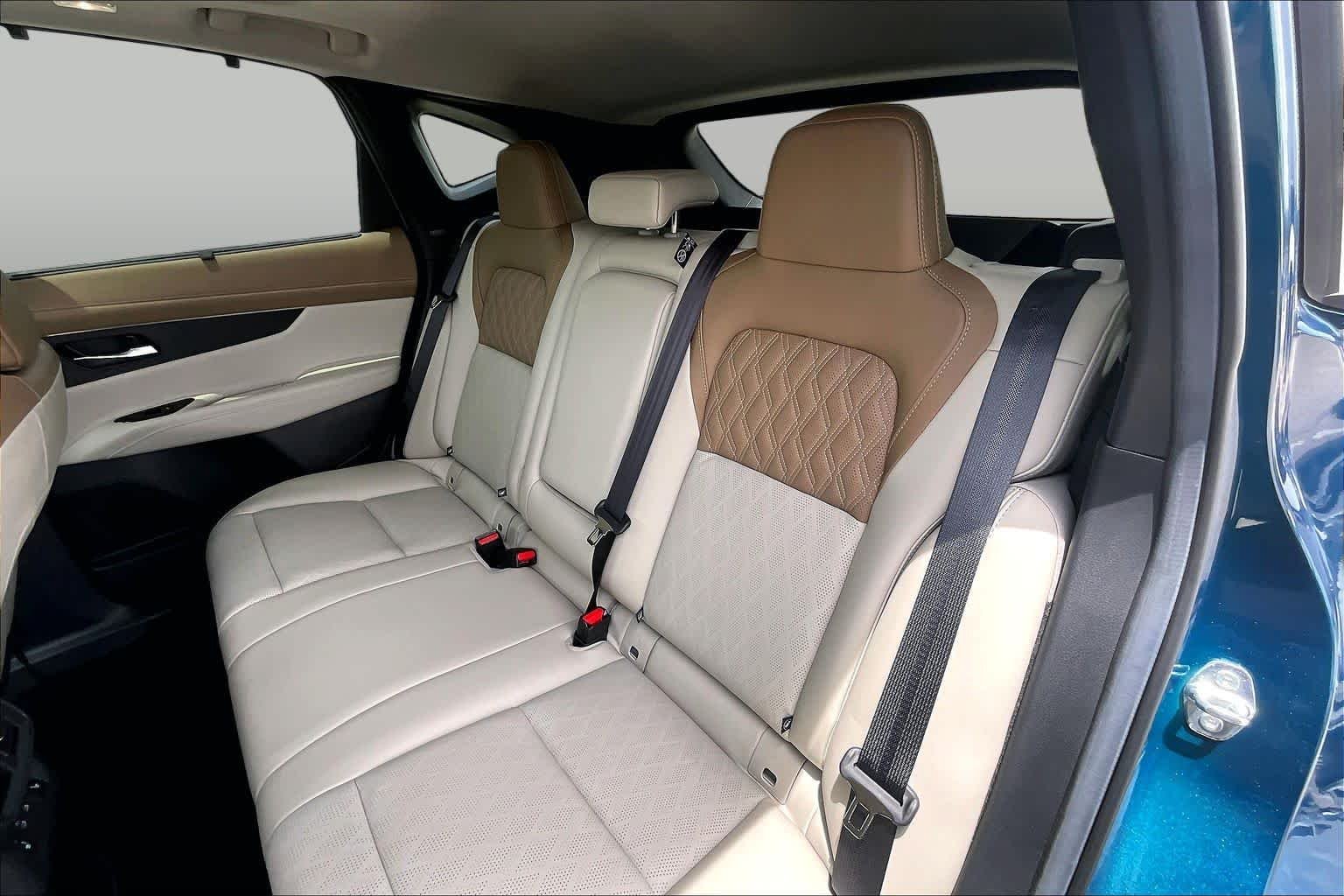 Used 2026 Aurora Blue Pearl Metallic/Super Black Nissan Platinum image 21