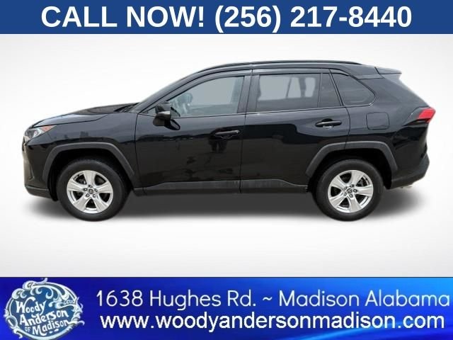 Used 2021 Midnight Black Metallic Toyota XLE image 3