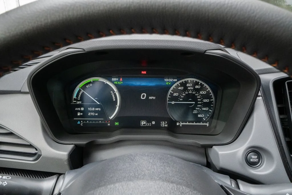 New 2026 CRYSTAL WHITE PEARL Subaru Limited Hybrid image 13