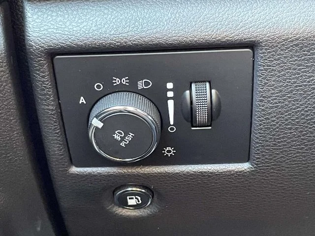 Certified Used 2020 Velvet Red Pearlcoat Jeep High Altitude image 21