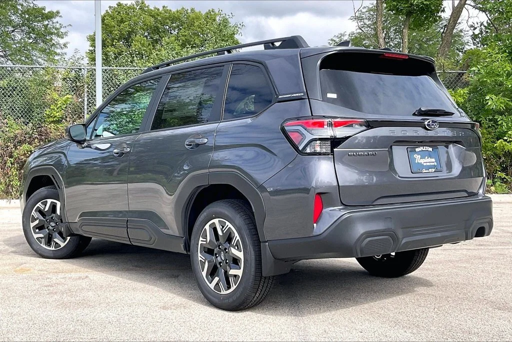 New 2026 MAGNETITE GRAY METALLIC Subaru Premium image 3