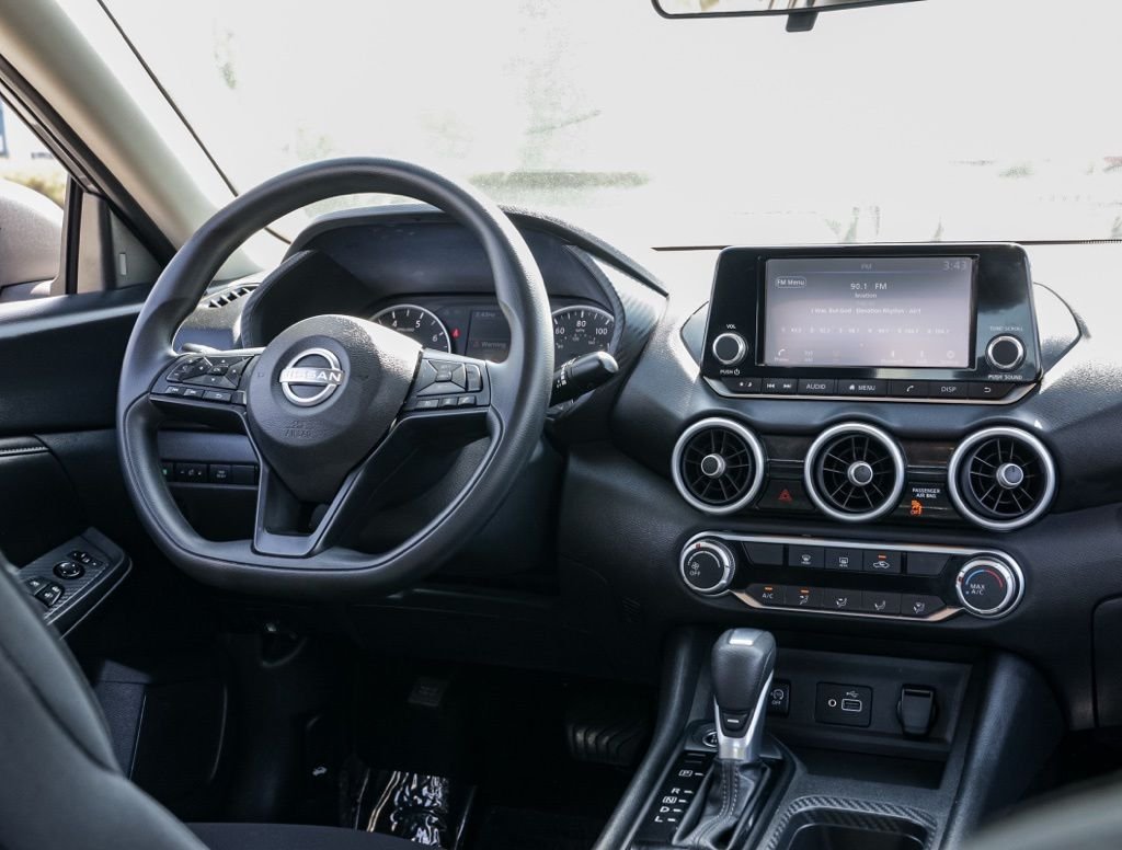 Used 2024 Gray Nissan S image 21