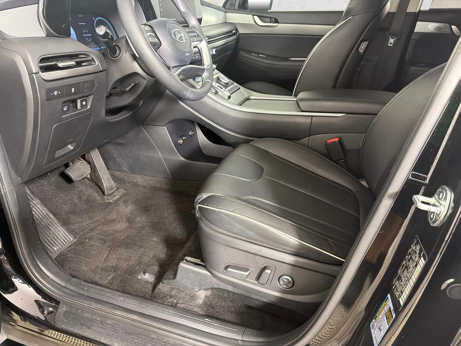 Used 2023 Abyss Black Pearl Hyundai SEL image 11