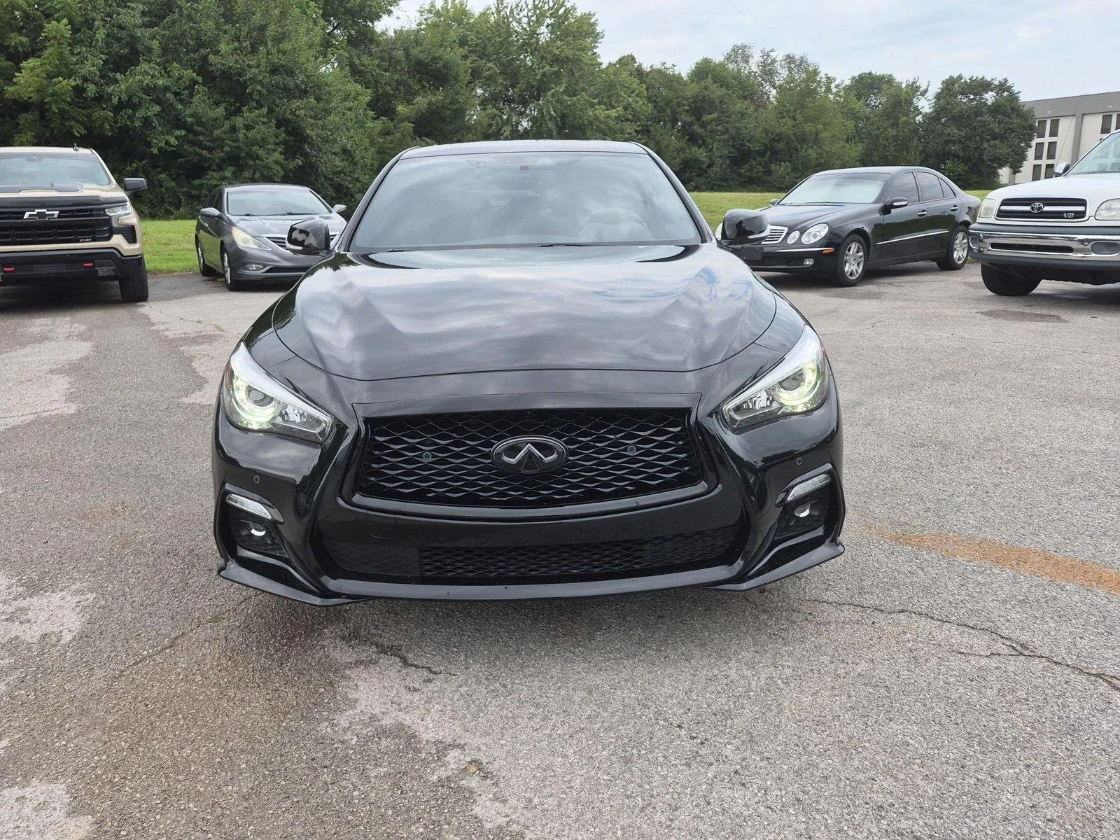 Used 2023 Midnight Black INFINITI RED SPORT 400 image 8