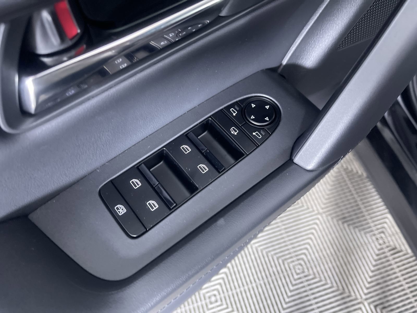 New 2026 Jet Black Mica Mazda 2.5 S Select image 15
