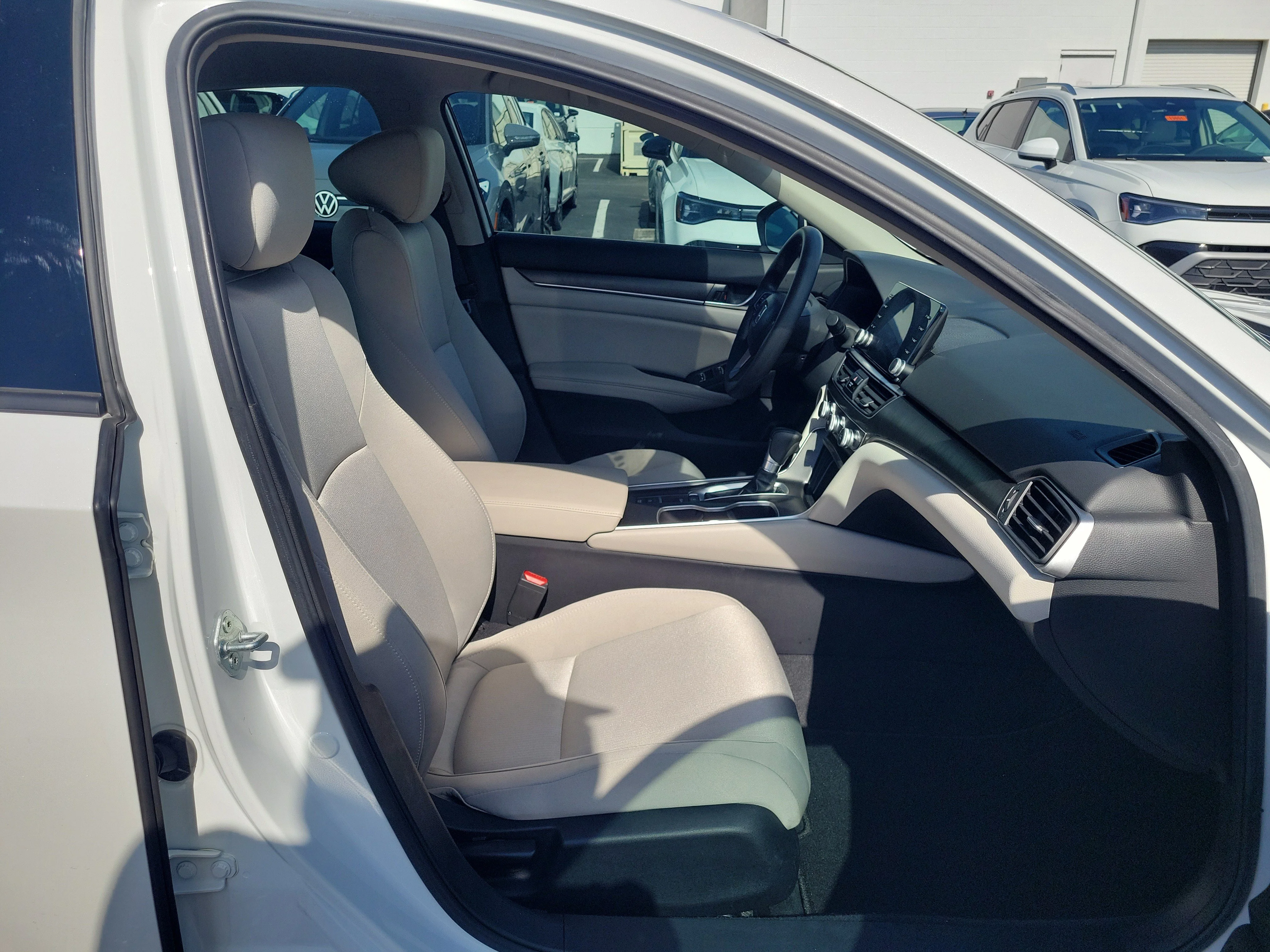 Certified Used 2022 Platinum White Pearl Honda LX image 42