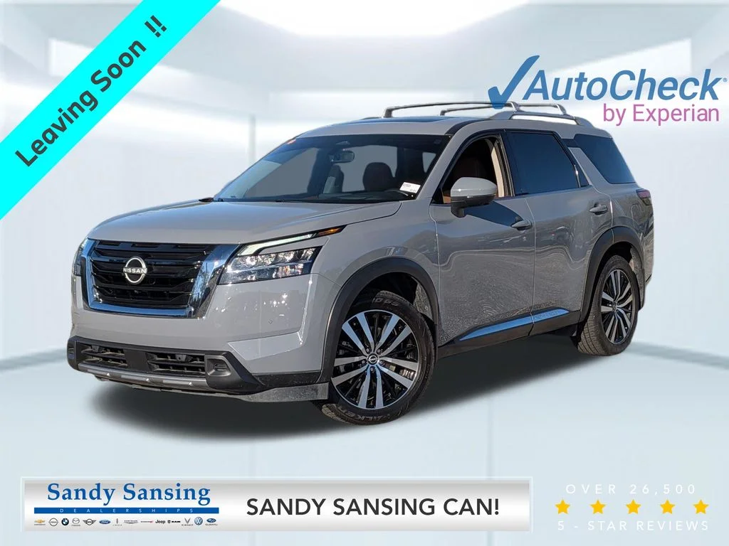 2023 Nissan Pathfinder Platinum 4WD's photo