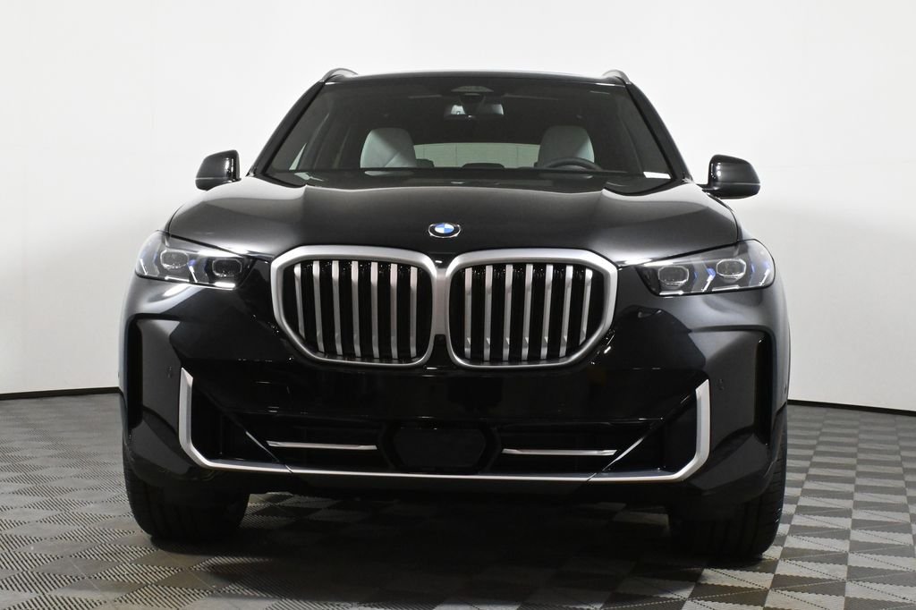 Used 2026 Black BMW xDrive40i image 10