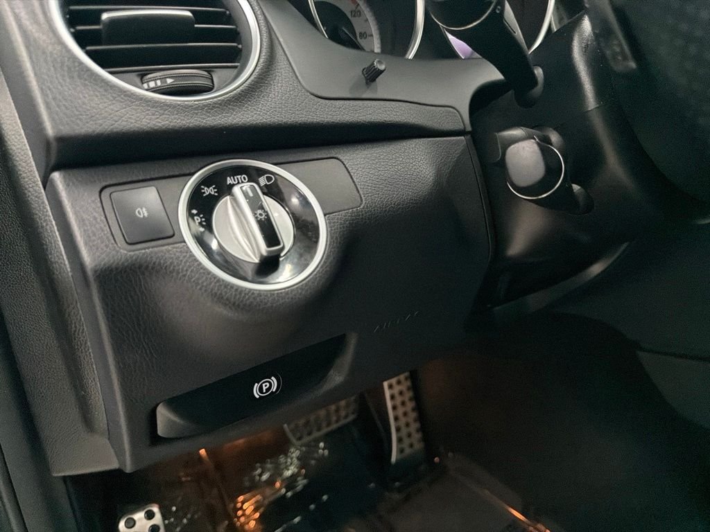 Used 2015 Black Mercedes-Benz C 350 image 29