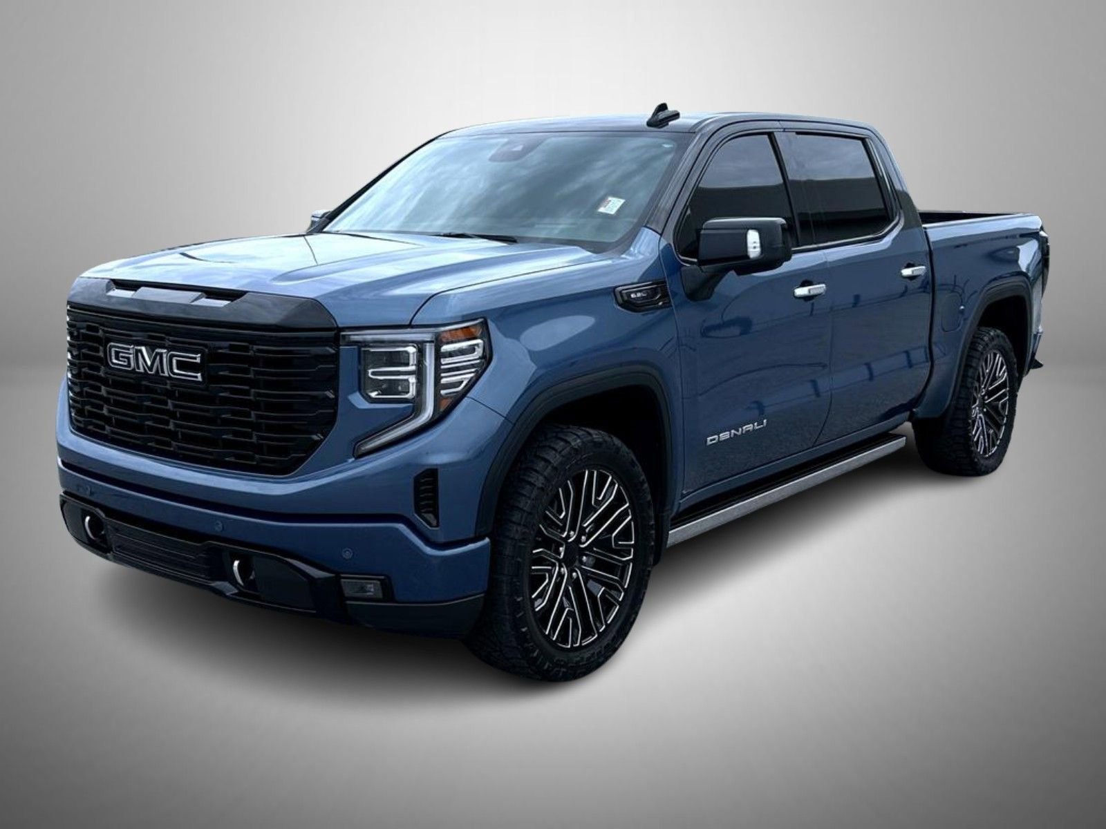 2024 GMC Sierra 4WD Crew Cab Short Box Denali's photo