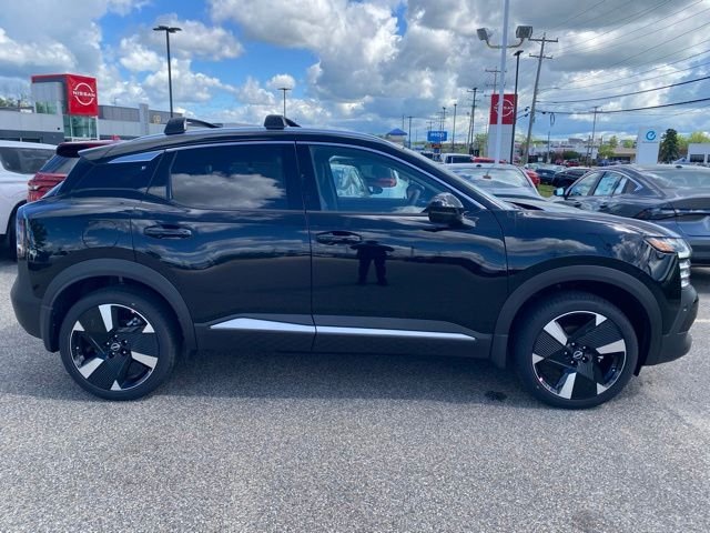 New 2026 Super Black Nissan SR image 2