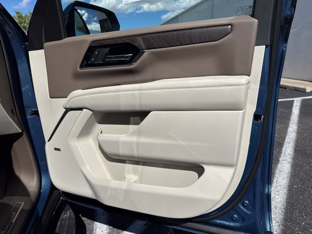 2026 GMC Yukon XL Denali - Photo 25