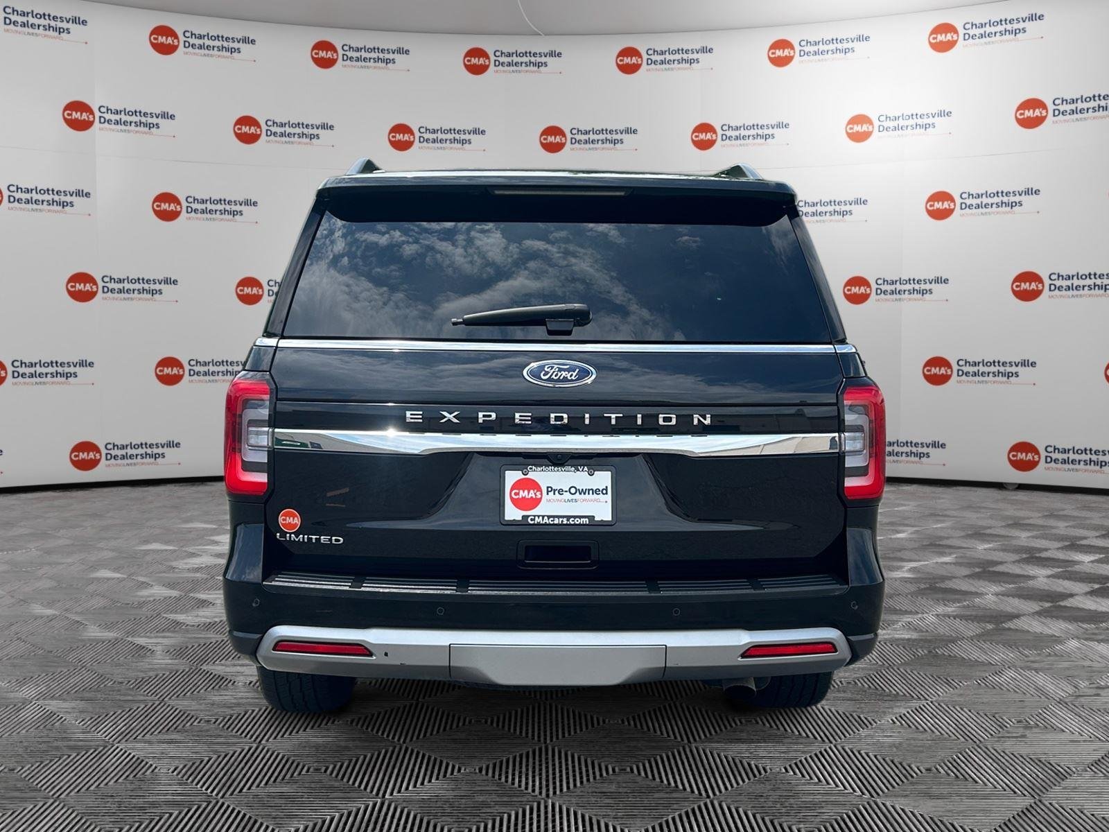 Used 2024 Agate Black Ford Limited image 4
