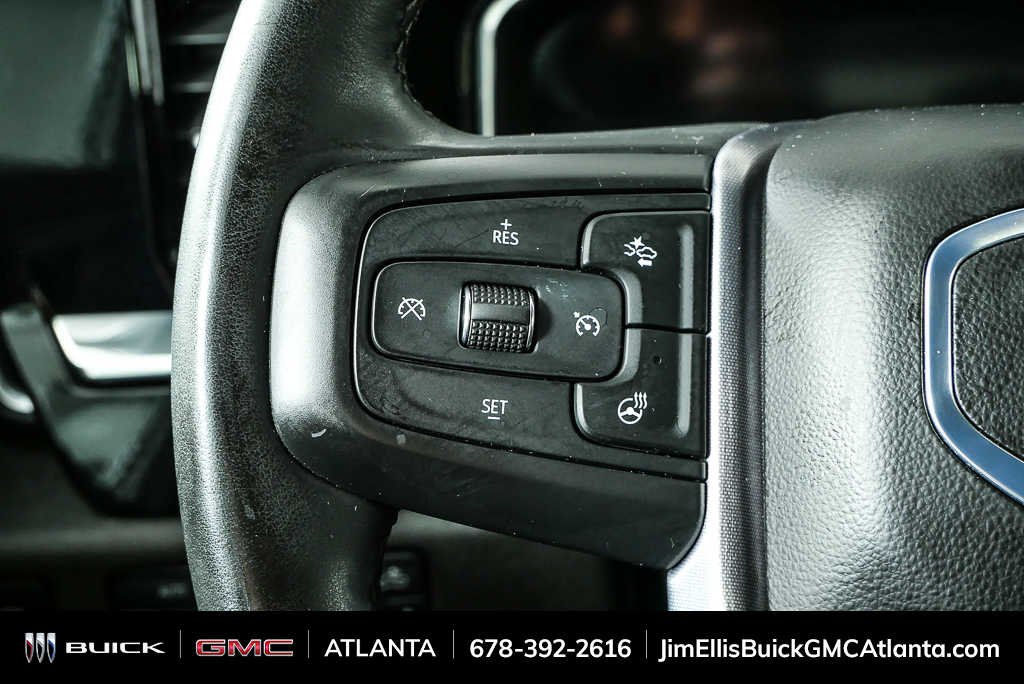 Used 2025 Summit White GMC SLT image 10
