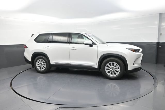 Used 2026 Beige Toyota XLE image 20