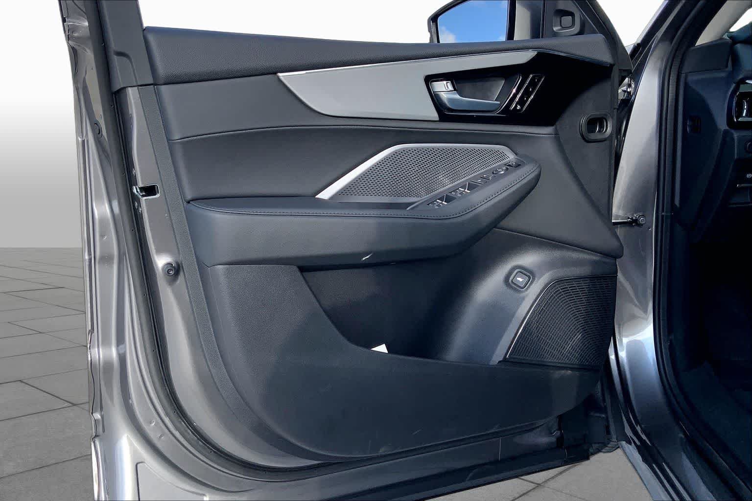 New 2026 Liquid Carbon Metallic Acura  image 10