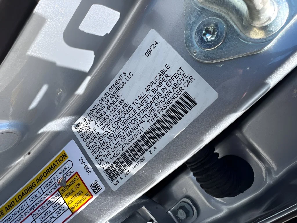 Used 2024 Silver Honda Sport-L image 34