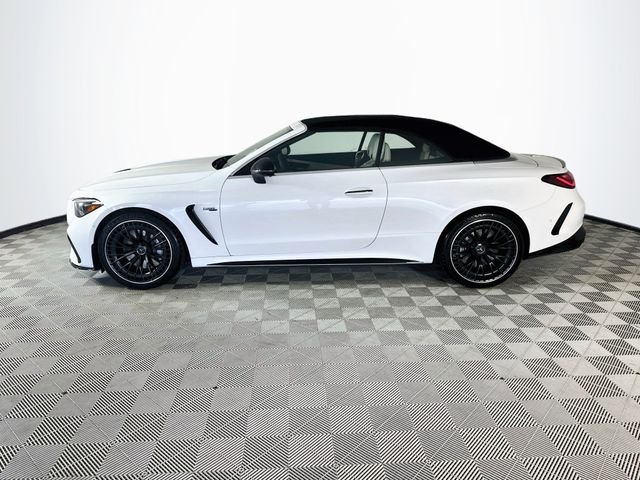 New 2027 MANUFAKTUR Moonlight White Metallic Mercedes-Benz CLE 53 AMG® image 4