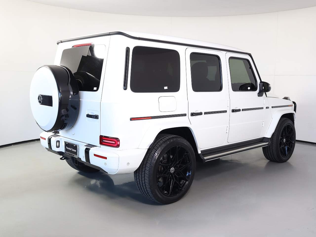Used 2019 White Mercedes-Benz G 550 image 4