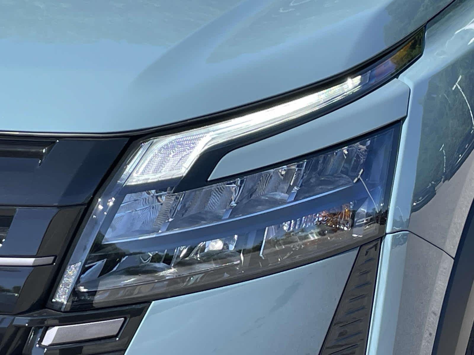 New 2026 Baltic Teal Nissan SL image 13