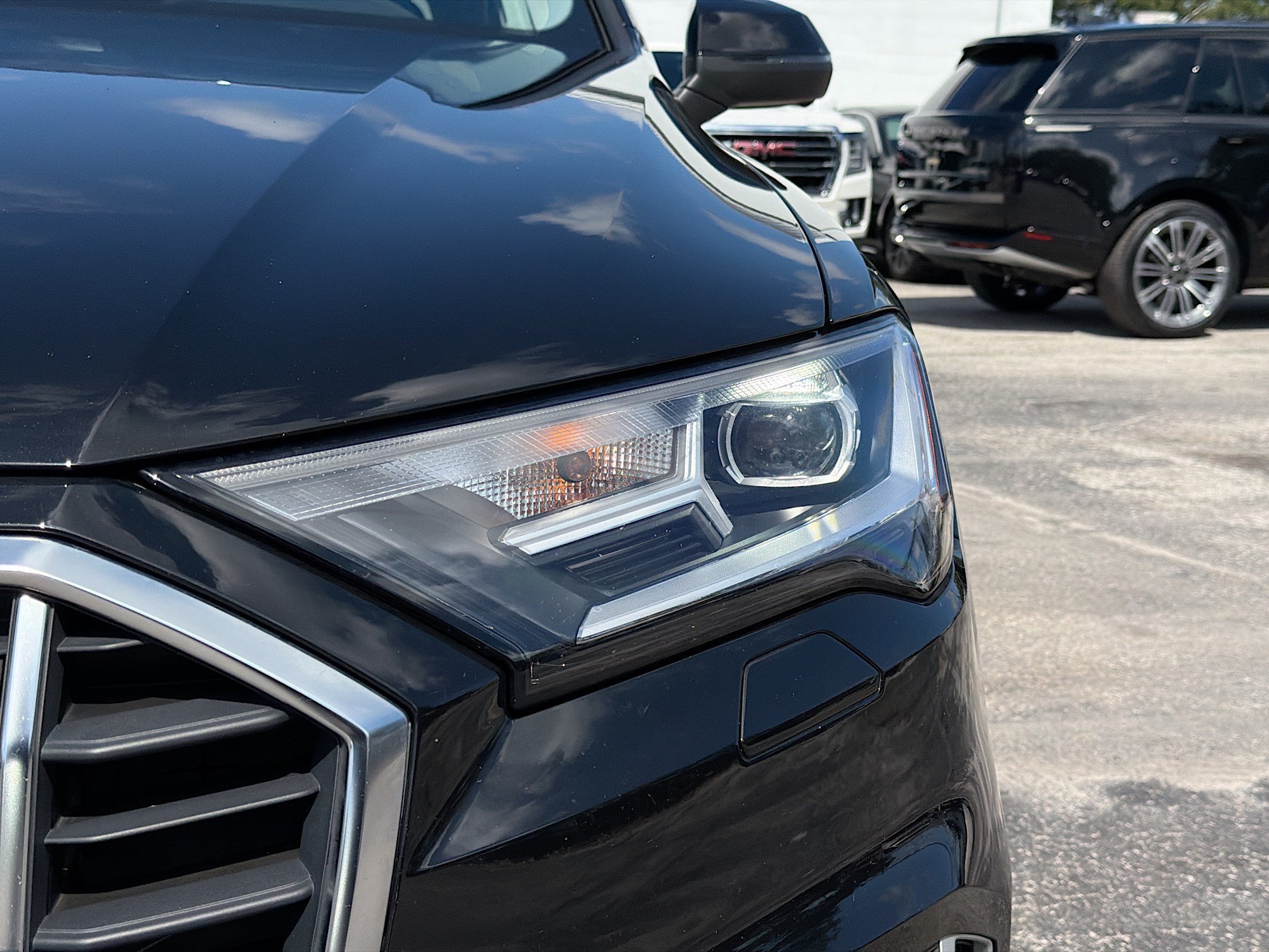 Used 2023  Audi Premium Plus image 9