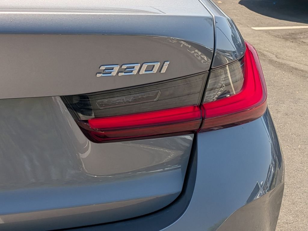 Used 2025 Gray BMW 330i xDrive image 23