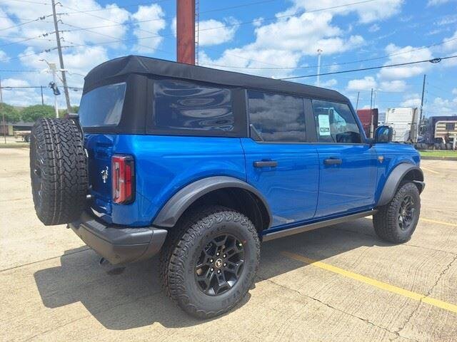 New 2026 Velocity Blue Metallic Ford Badlands® image 5