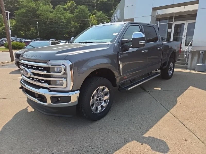 New 2026 Gray Ford Lariat image 3