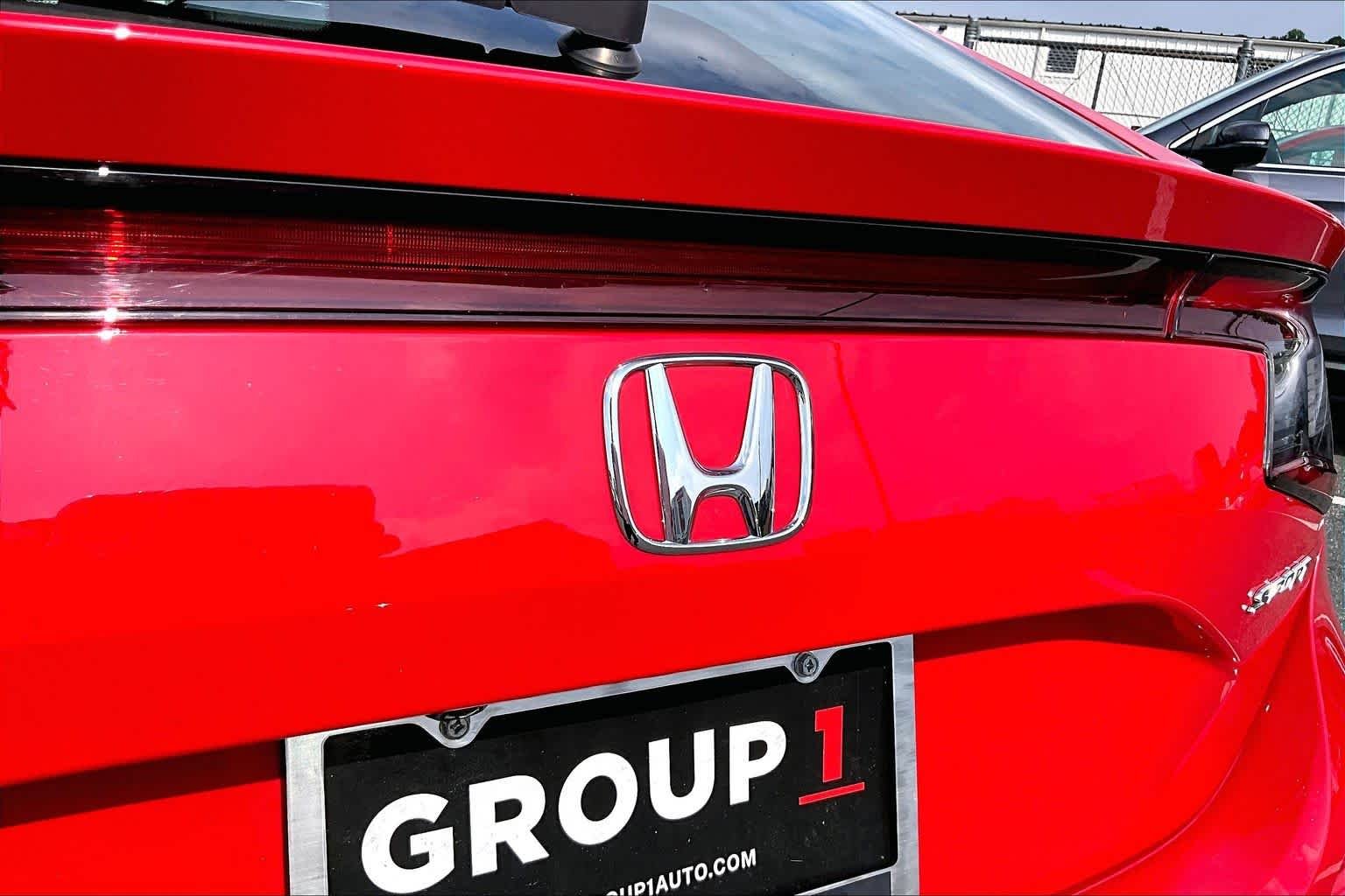 Used 2025 Rallye Red Honda Sport image 31
