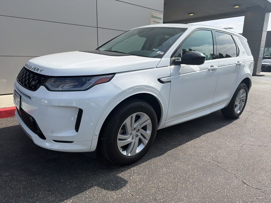 2025 Land Rover Discovery Sport 2.0 S's photo