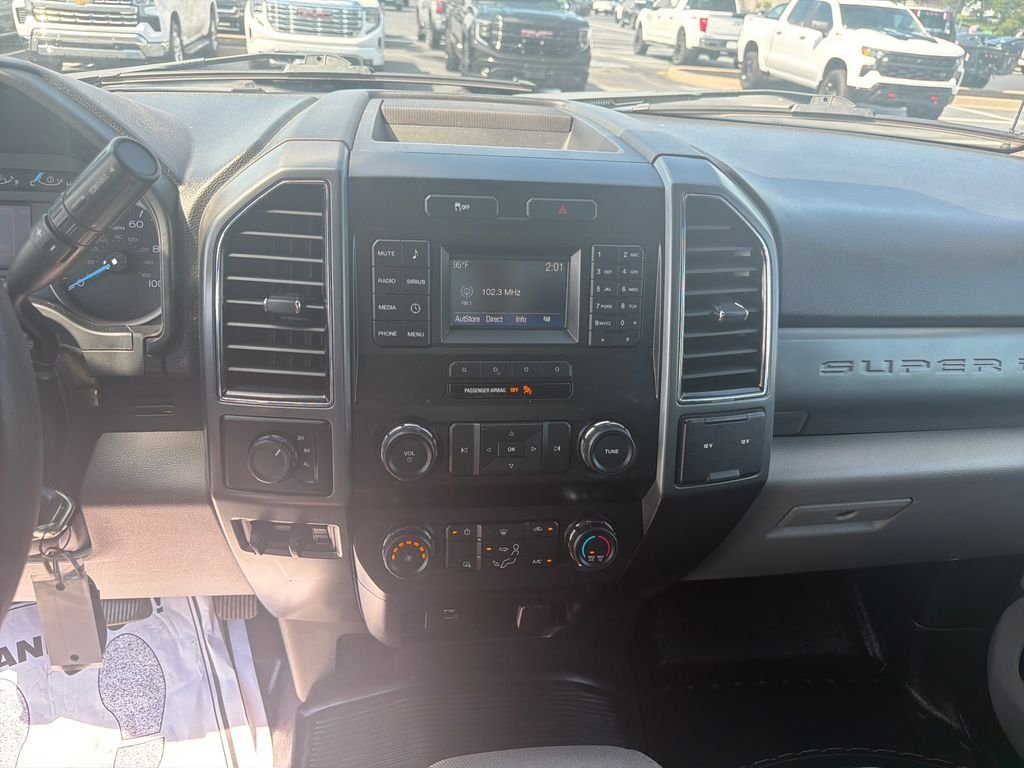 Used 2019 Blue Ford XLT image 20