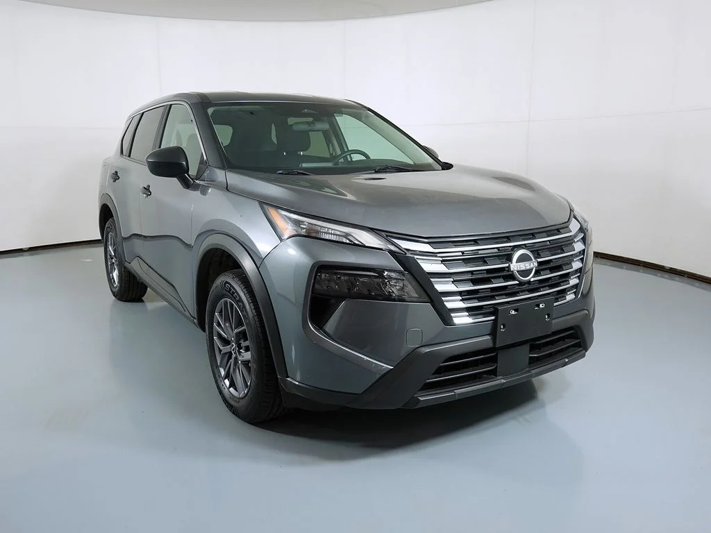 Used 2024 Gray Nissan S image 1