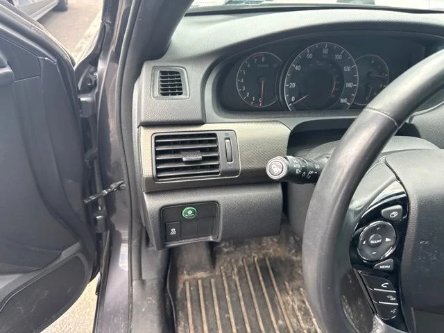 Used 2017 Gray Honda EX-L image 18