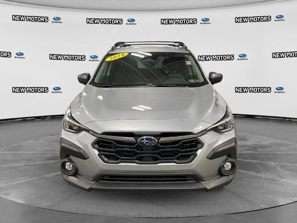 Used 2024 Ice Silver Metallic Subaru Limited image 8