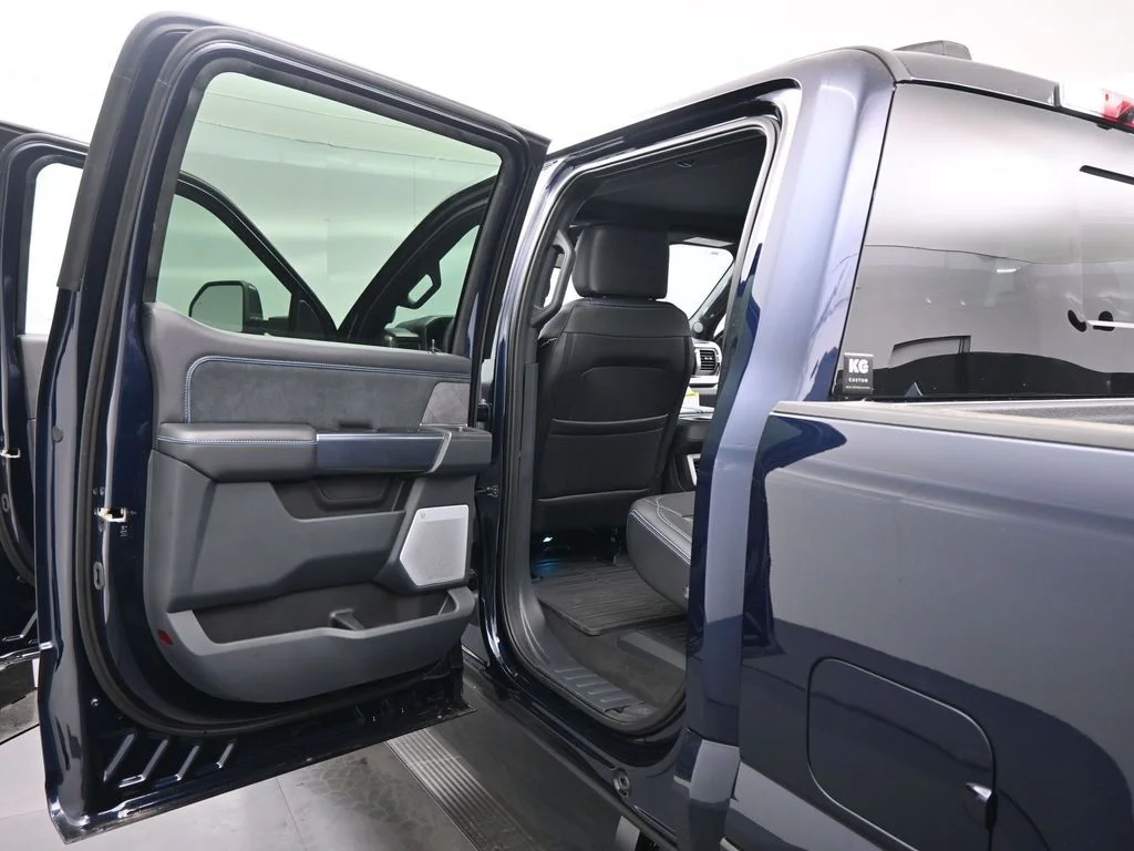 New 2025 Blue Ford Platinum image 18