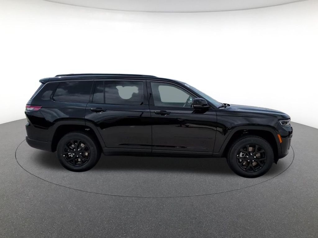 New 2026 Black Jeep Altitude image 5