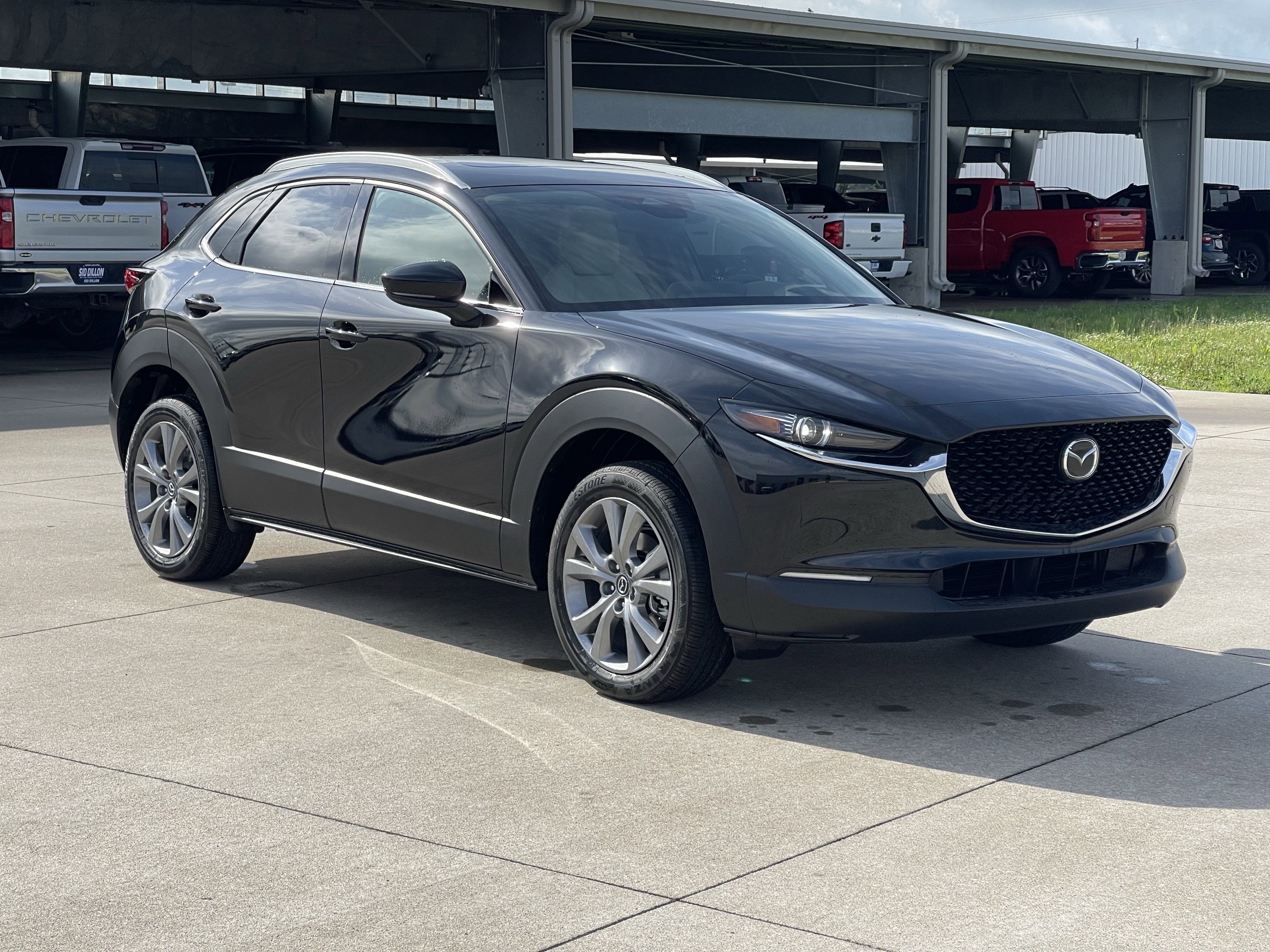 2025 Mazda CX-30 Premium - Photo 12