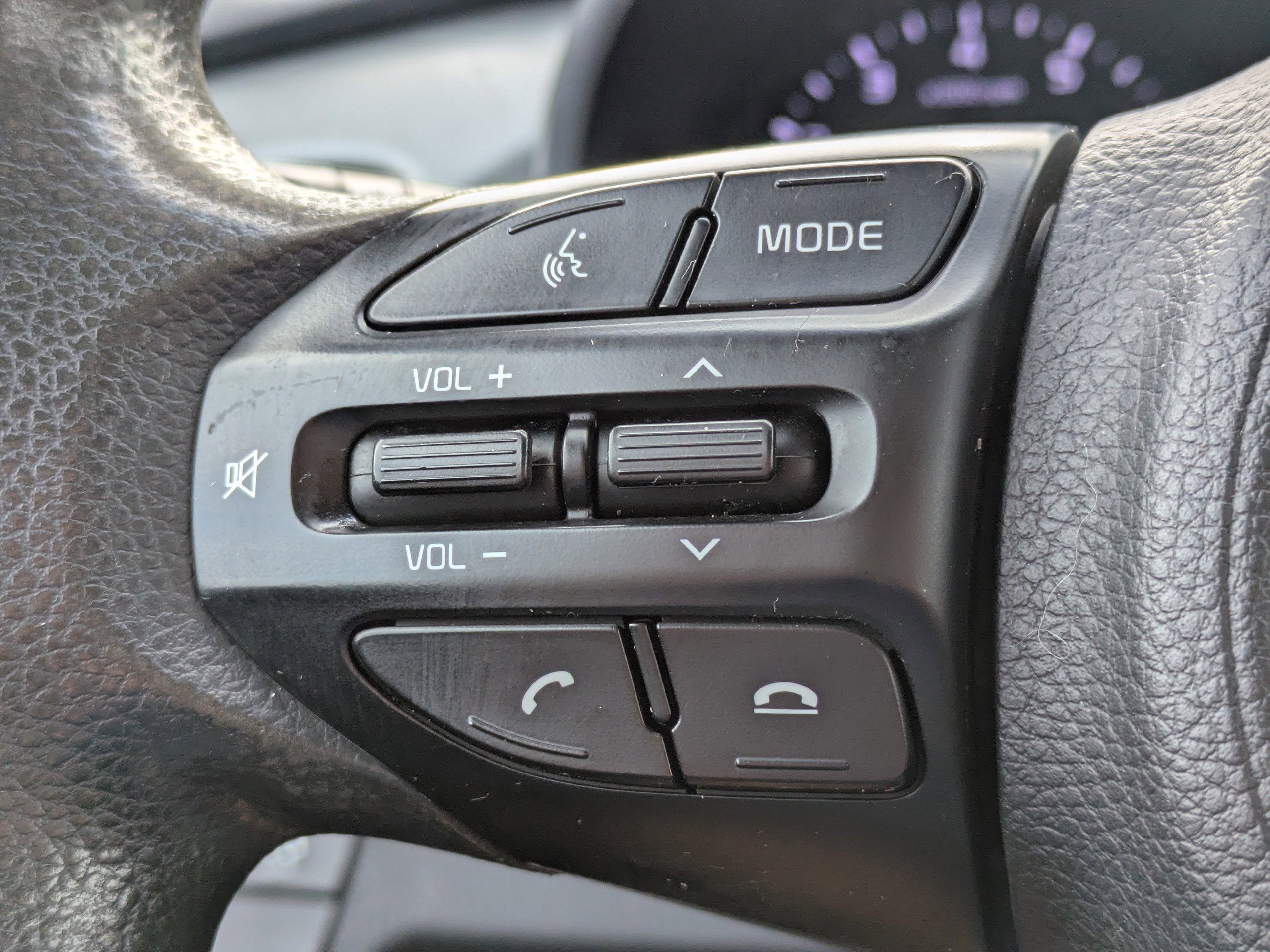 2020 Kia RIO S - Photo 21