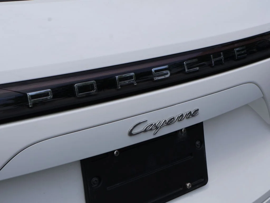 Used 2020 White Porsche  image 7