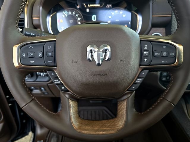 New 2026 Diamond Black Crystal Pearl-Coat Exterior Paint RAM Limited image 17