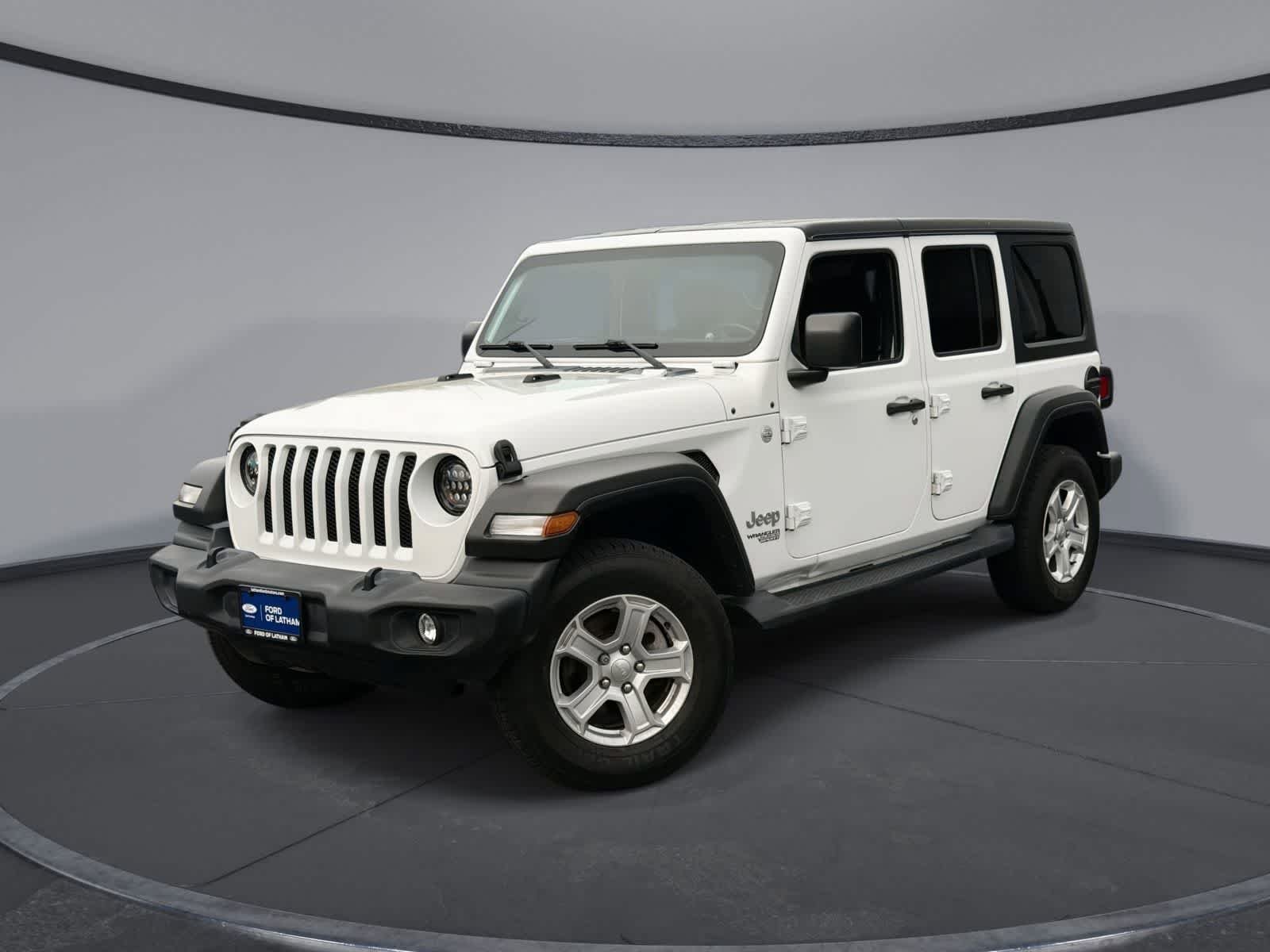 2019 Jeep Wrangler Sport S's photo