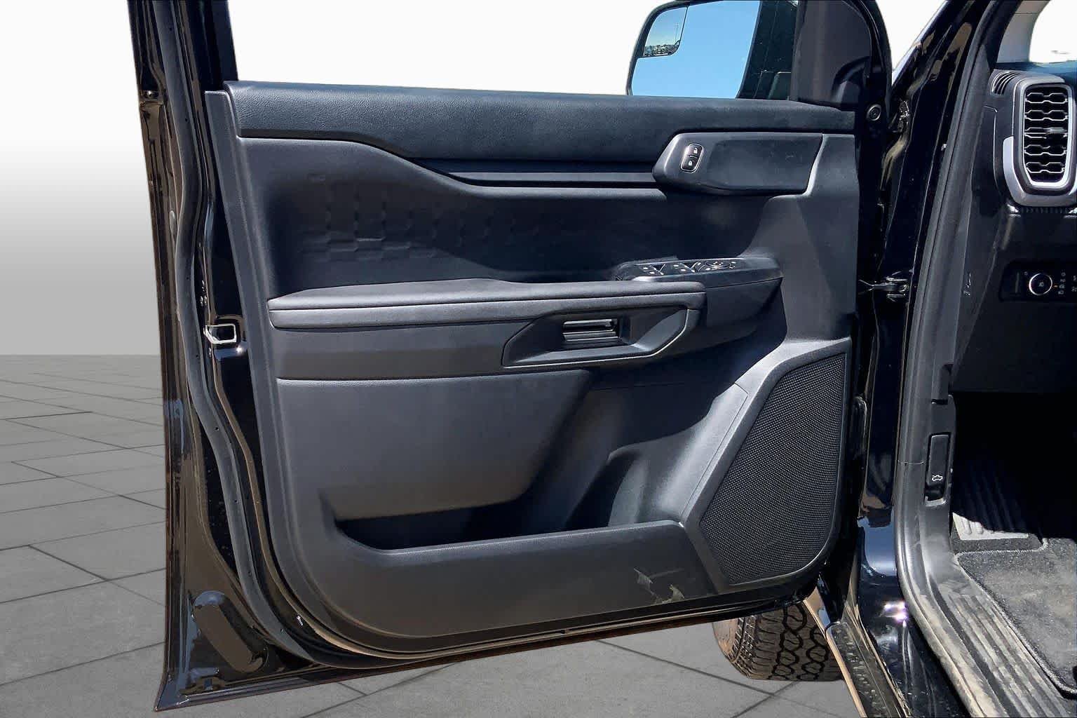 New 2026 Shadow Black Ford XL image 10