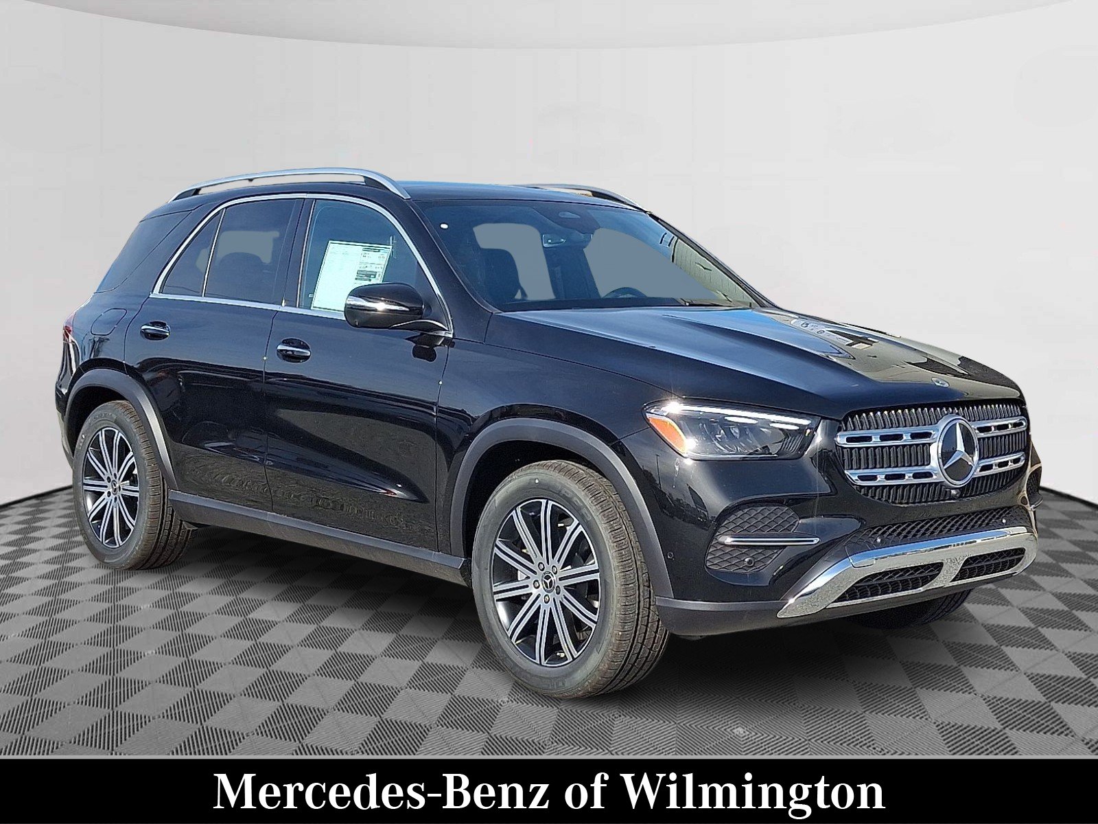 New 2026 Obsidian Black Metallic Mercedes-Benz GLE 350 image 1