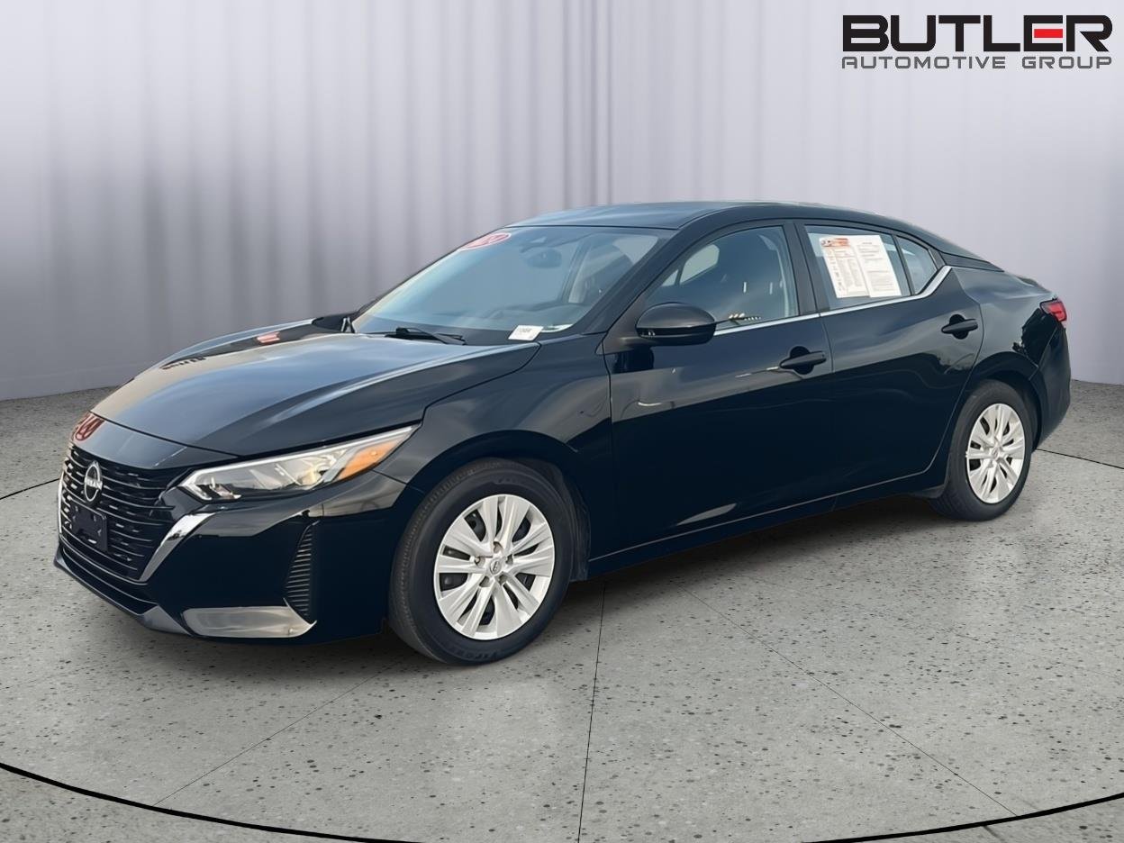 2024 Nissan Sentra S CVT's photo