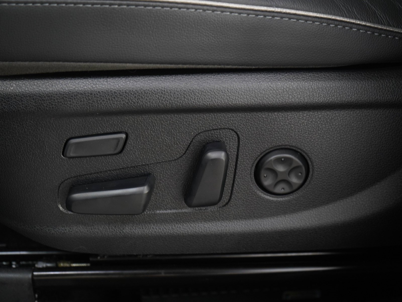 Used 2023 Portofino Gray Hyundai Limited AWD image 24