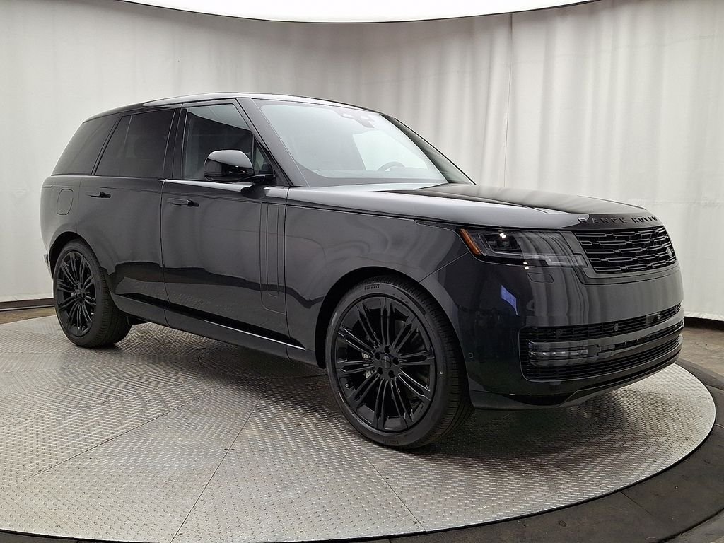 New 2026 Carpathian Grey Land Rover SE image 2