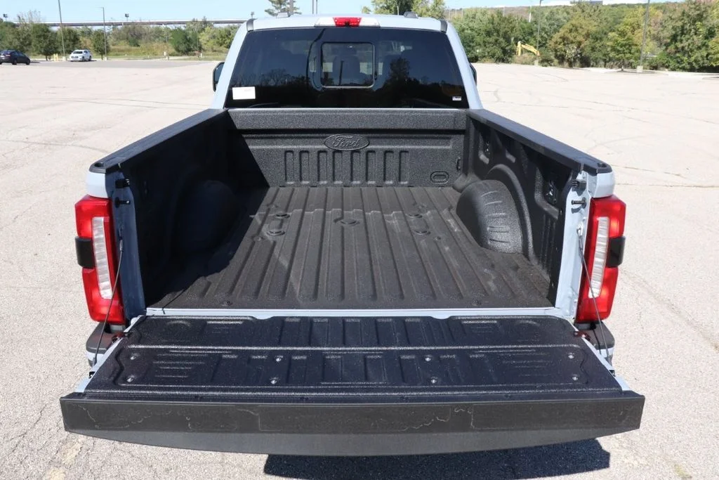New 2026 Gray Ford Lariat image 24