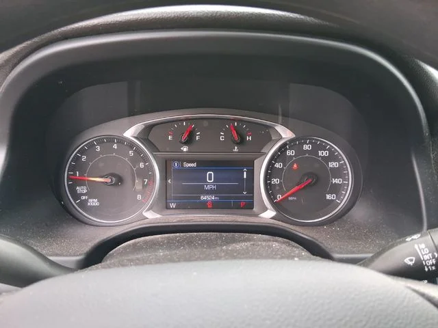 Used 2021 White GMC SLE image 8