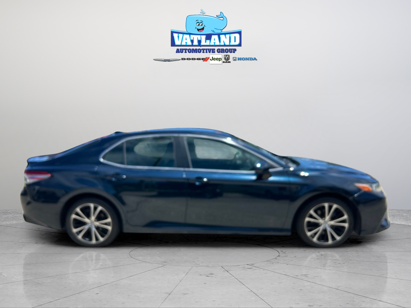Used 2019 Blue Toyota SE image 6