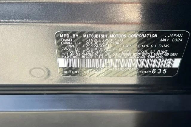 Used 2024  Mitsubishi SE image 36